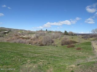 191 Twin Peaks Rd #4, Selah, WA 98942