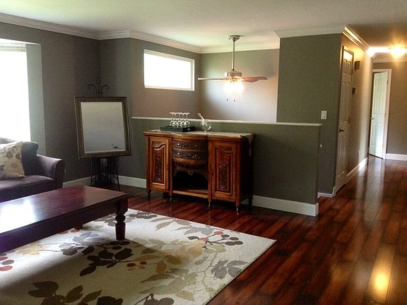 2nd image of 2702 N Vassault St