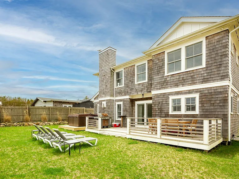 30 Beach Plum Rd — Photo 19