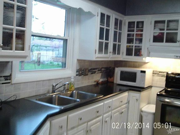 2nd image of 3406 Chancellor Dr