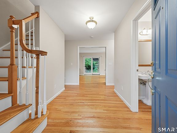 3rd image of 18 Cove Road