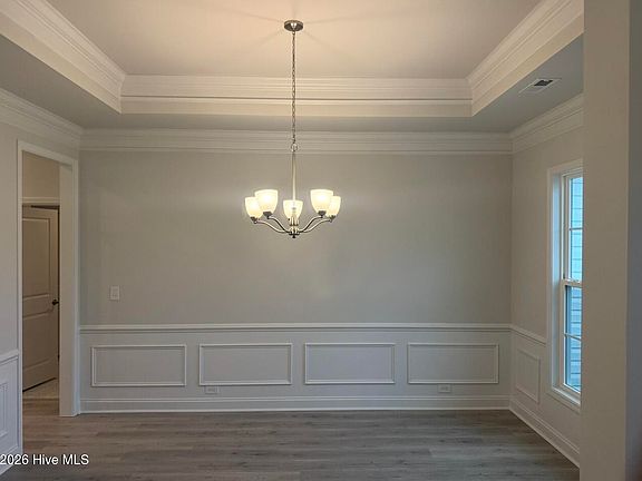 5th image of 120 Seashore Street