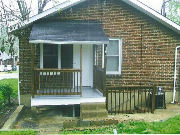 Back of the house by parkiing area