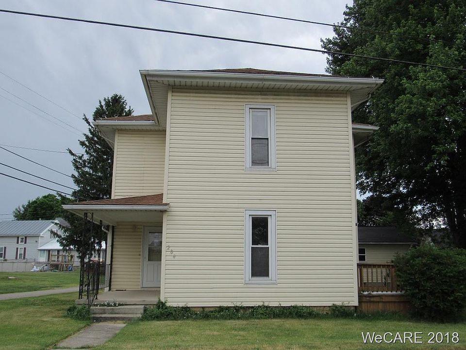 1st image of 204 N East St