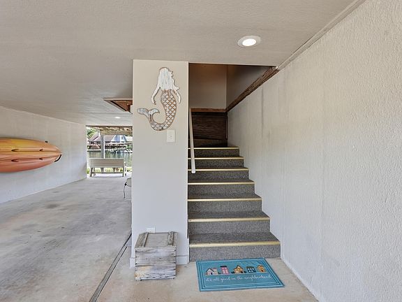 4th image of 227 Bayshore Cv