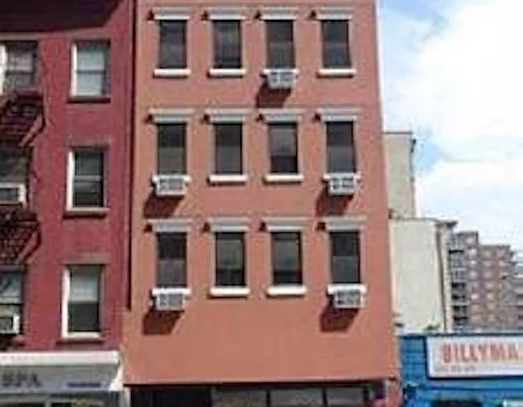 334 9th Ave #3R — Photo 8
