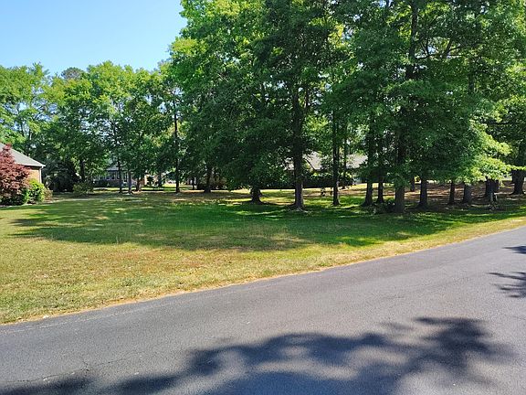 4th image of 218 Ridge Lake Dr