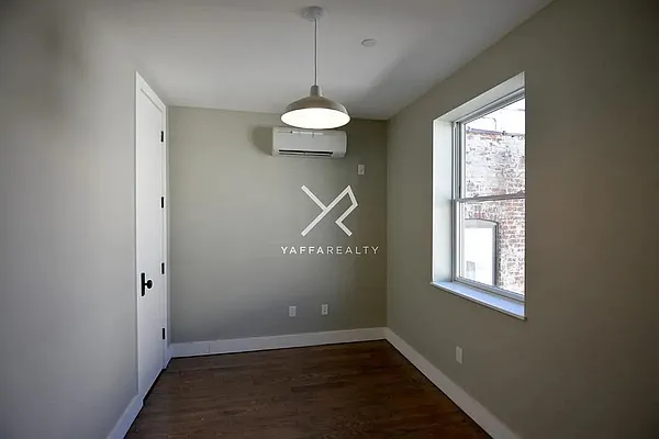 Rented by Yaffa Realty LLC | media 36