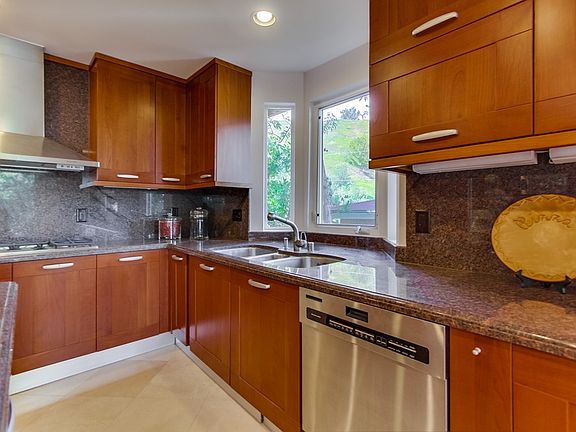 2nd image of 4954 Llano Dr