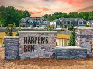 360 Avington Pl, Matthews, NC 28105