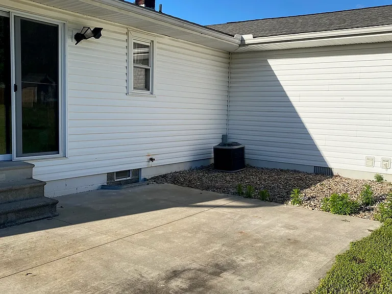 3182 Orklynne St — Photo 8
