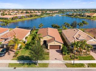 19272 Jacinda St, Venice, FL 34293
