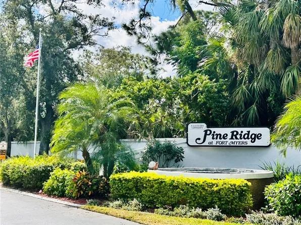 9540 Green Cypress Ln APT 11, Fort Myers, FL 33905