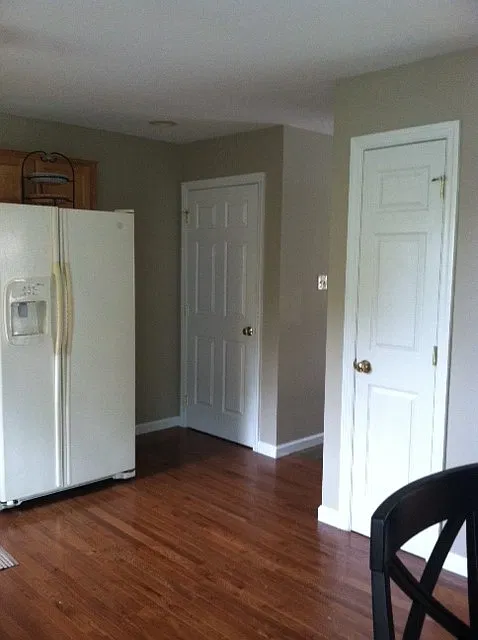 898 N. Allen St. — Photo 4