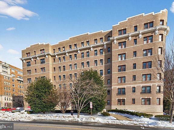 2nd image of 2001 16th St NW APT 307