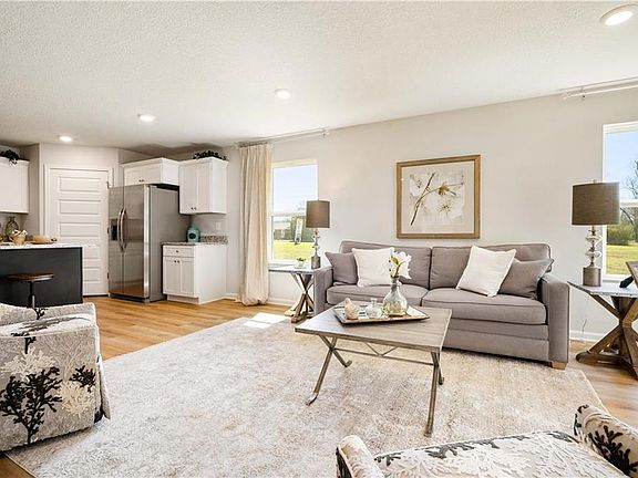 5th image of 10647 Relic Rd N