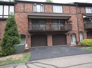 228 Queensberry Ct, Pittsburgh, PA 15237
