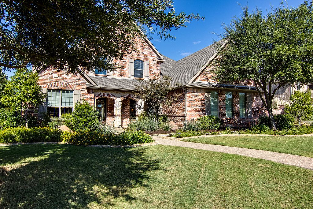 6020 The Resort Blvd, Fort Worth, TX 76179 | Zillow