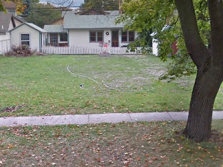 435 Eddy Ave — Photo 5
