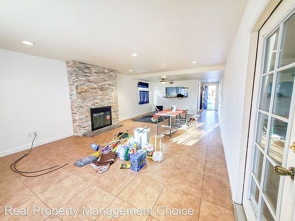 3rd image of 19213 Northwood Ave