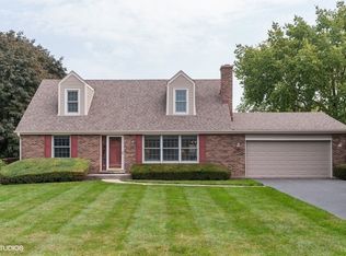 23025 N Apple Hill Ln, Prairie View, IL
