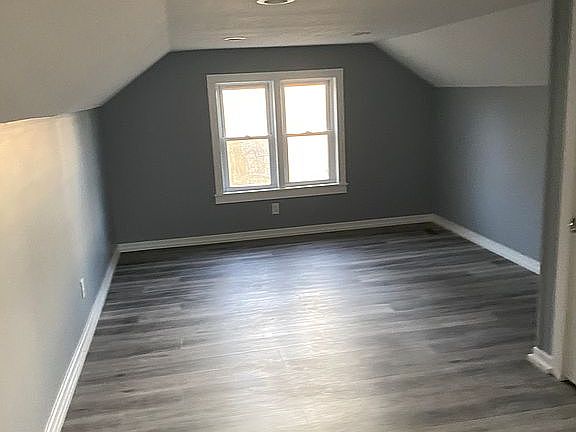 Upstairs master suite