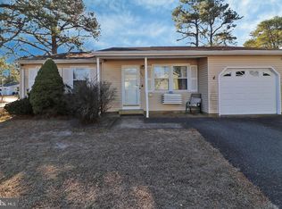 123 Chelsea Dr, Whiting, NJ 08759