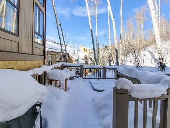 3rd image of 33 Greystone Ct #33
