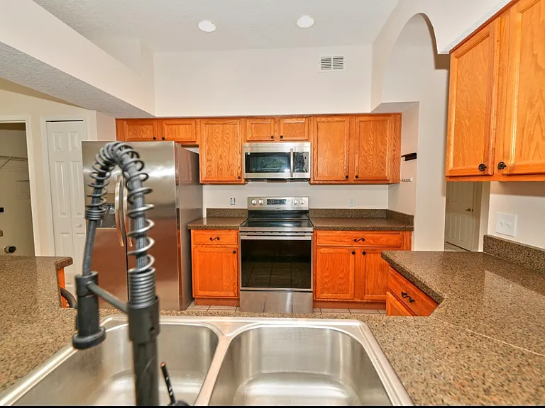 14983 Hawksmoor Run Cir — Photo 16