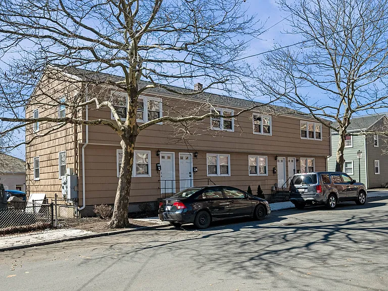 50 Harbor St #50 — Photo 17