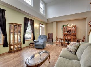 1635 Legacy Pkwy E UNIT 4, Maplewood, MN 55109