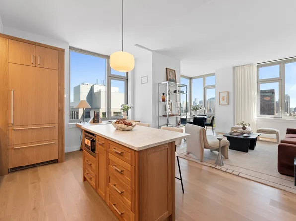 100 Jay Street image 1 of 19