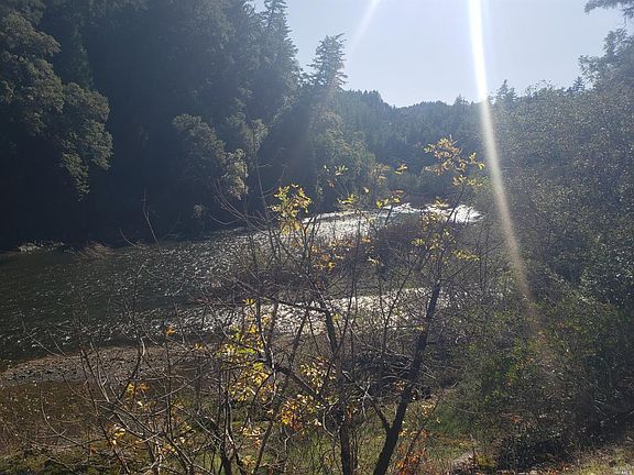 4th image of 62891 N Highway 1