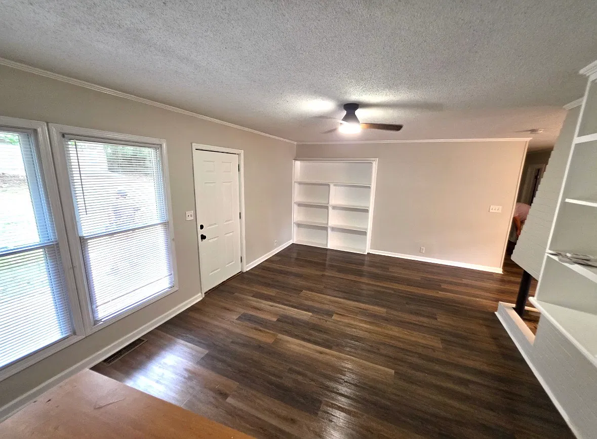 4 bed, 1736 sqft, $2,150 — Photo 2