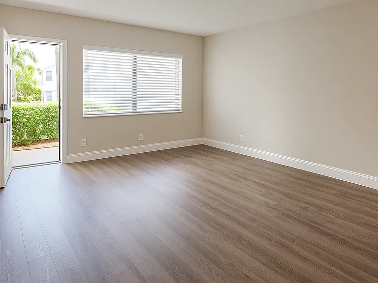 Del Rio Apartment Homes — Photo 3