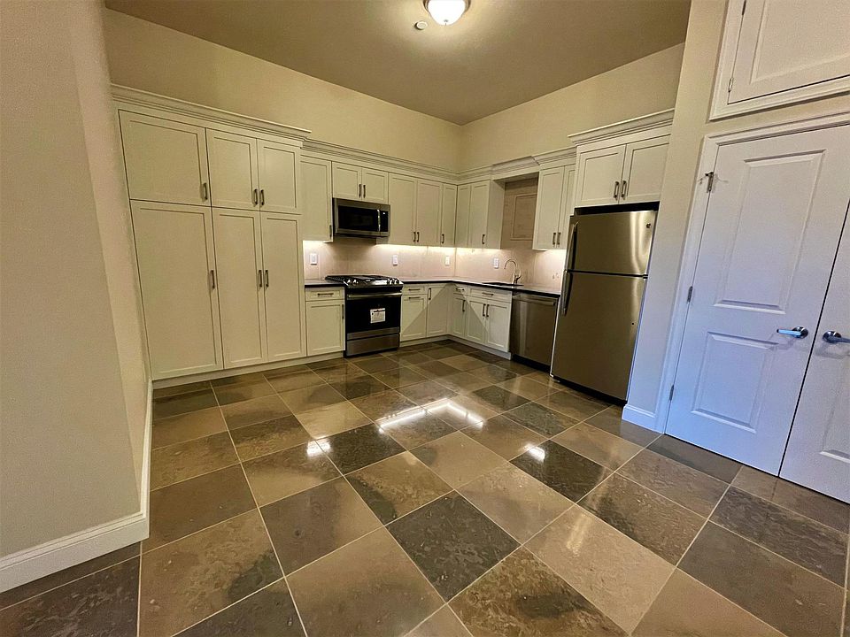 Kitchen/Living Open Concept