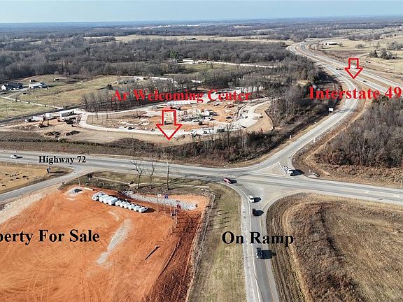 2nd image of N Mount Pleasant Rd