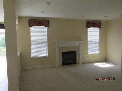 4th image of 5929 W Bayfield Dr