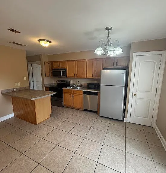 3345 Hans Ave — Photo 3