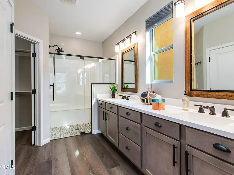 3289 Maverick Dr — Photo 6