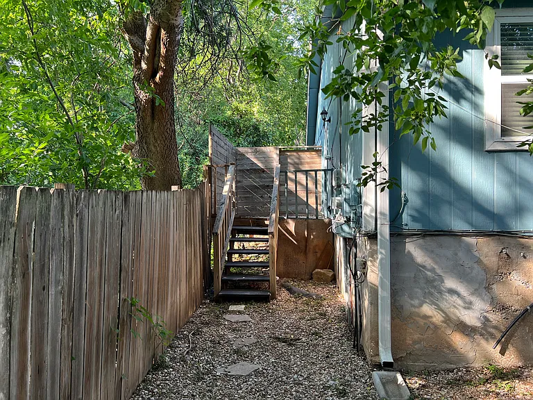 2301 Tern Cir #A — Photo 2
