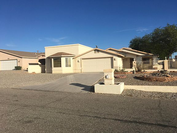 3rd image of 3190 Arapaho Dr