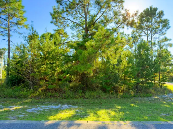 213 Stingray Ln, Port Saint Joe, FL 32456