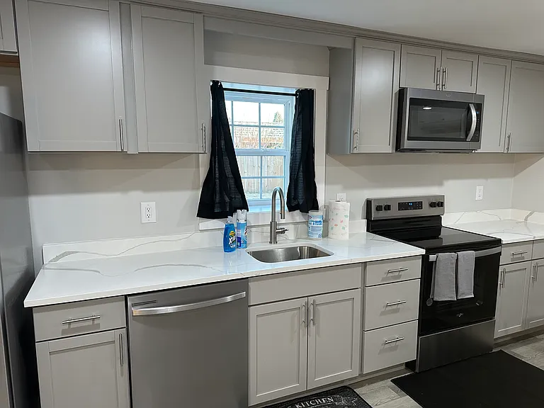 94 N Old Mill Drive Known Ave #2 — Photo 5