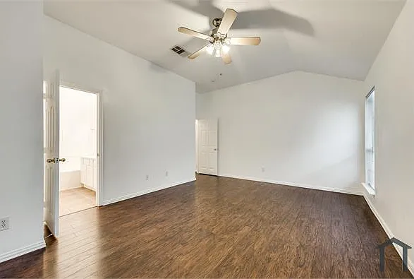 5201 Crossvine Ln — Photo 15