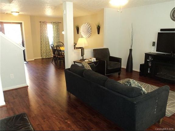 3rd image of 3437 Table Rock Dr