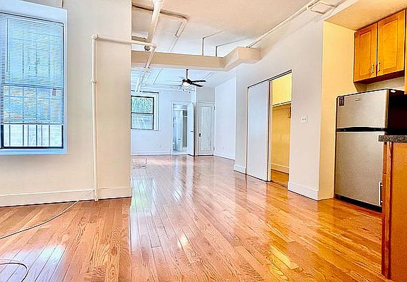 2nd image of 34 W 86th St APT B
