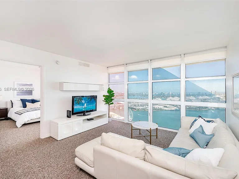 50 Biscayne Blvd #4104 — Photo 2