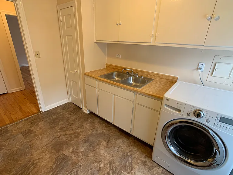 2841 Thornhill Rd — Photo 20