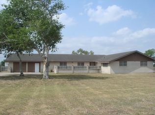 1156 W Hidalgo Ave, Raymondville, TX 78580